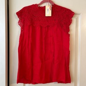 Entro Red Lace Top Size Medium